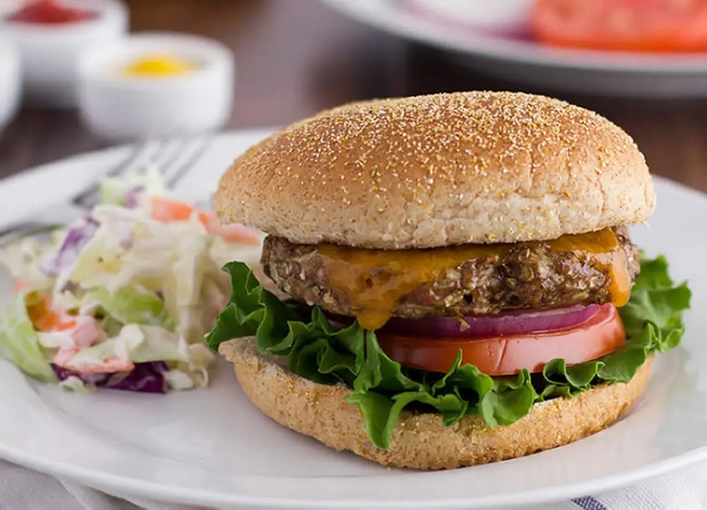 Blended-Chicken-Cheeseburgers