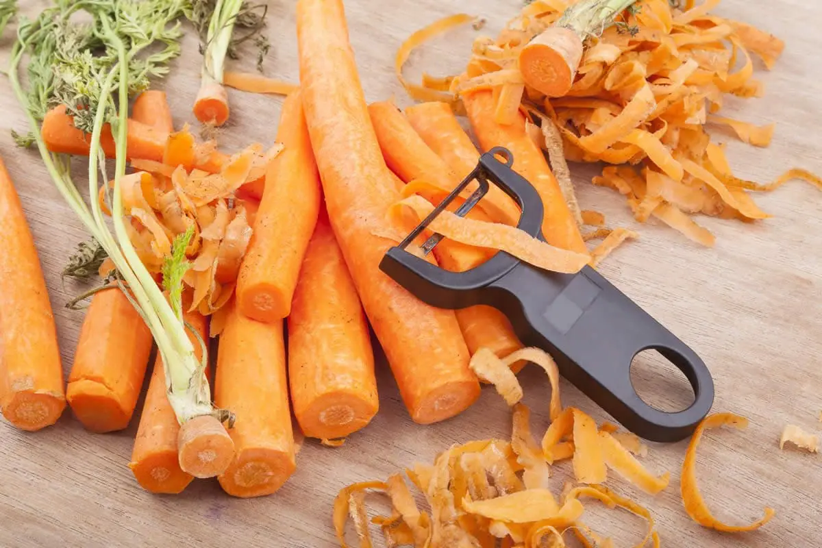 Making chicken stock - chopping carrots