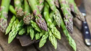 how asparagus grows