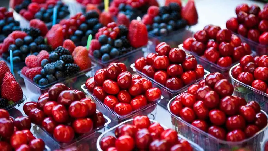 buying cherries