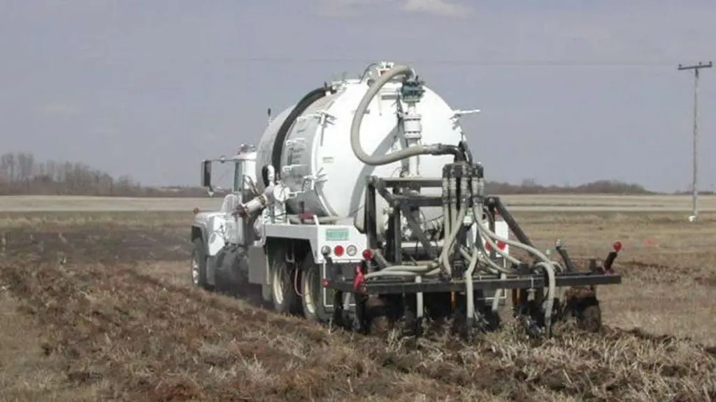 manure injector truck