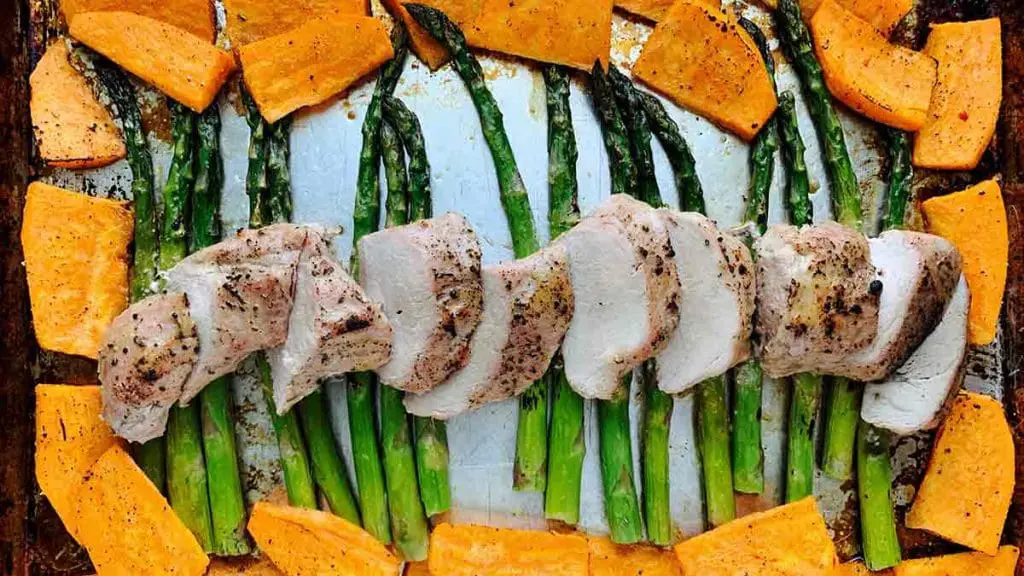 sheet-pan-pork-tenderloin-with-sweet-potatoes-and-asparagus