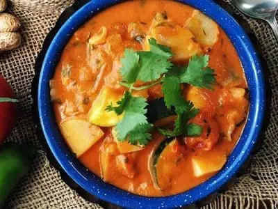 vegetable-stew-in-a-spicy-peanut-sauce