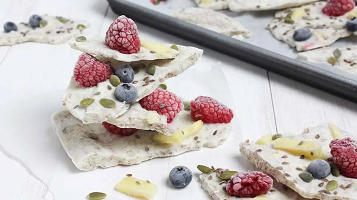 frozen-yogurt-bark