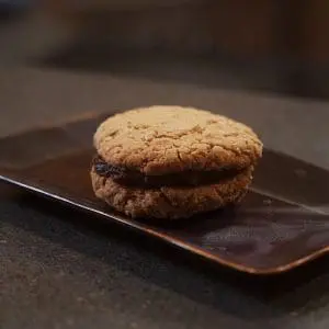 oat-and-date-cookies
