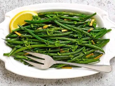 blistered-green-beans-with-ginger