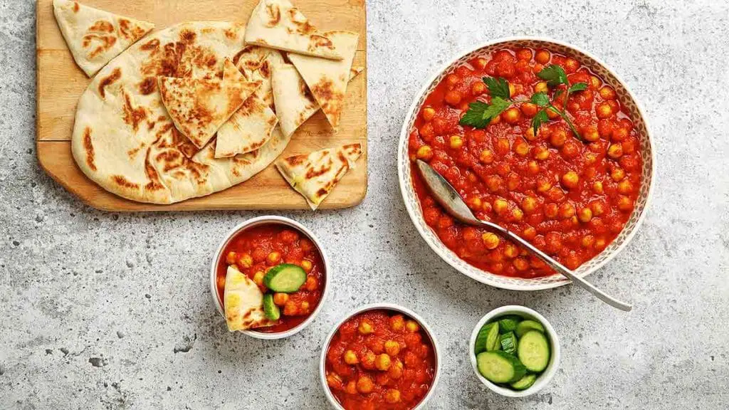 garlic-tomato-chickpeas