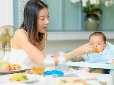 feeding baby meal