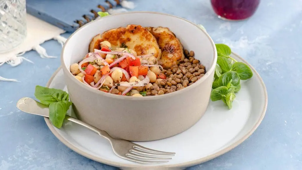 Lentil Halloumi Bowl