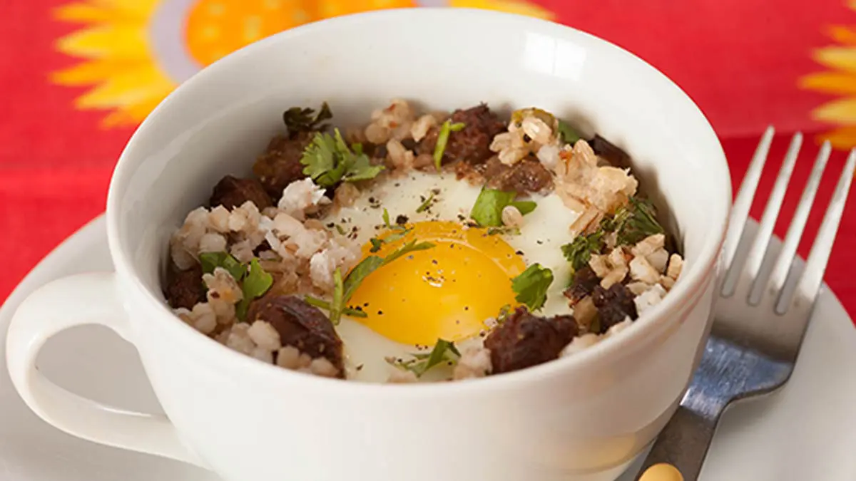brunch hash baked eggs