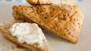 herbed cottage cheese pan bread