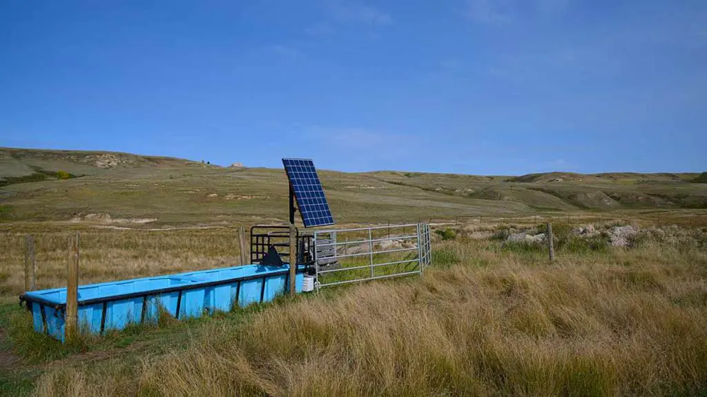 water-solar-powered-trough