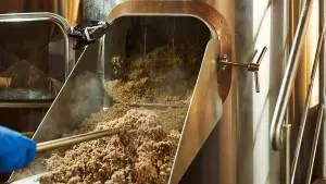 mashing-milled-malt-grains