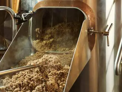 mashing-milled-malt-grains