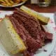 Restaurant-Dishes-Schwartz's-Montreal-Smoked-Meat