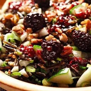 crunchy-wild-rice-salad-with-blackberry-dressing