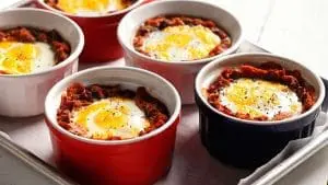 mexican-baked-eggs-and-black-beans