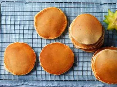 golden-pancakes