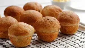 herb-onion-roll