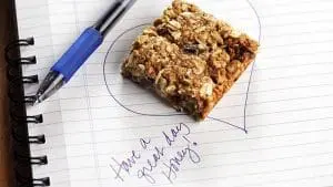 lunchbox-granola-bars