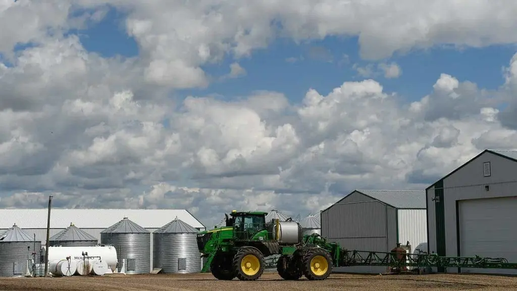 sprayer in binyard