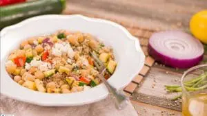 Individual-Chickpean-and-Oat-Salads