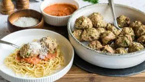 Italian-chicken-ricotta-meatballs