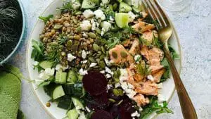 Honey-Dill-Salmon-and-Lentil-Bowls