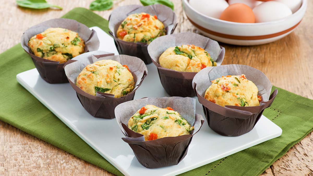savoury-muffins-with-spinach-tomato-and-feta-cheese