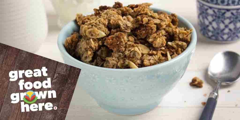 Honey Oat and Flax Granola - Canadian Food Focus