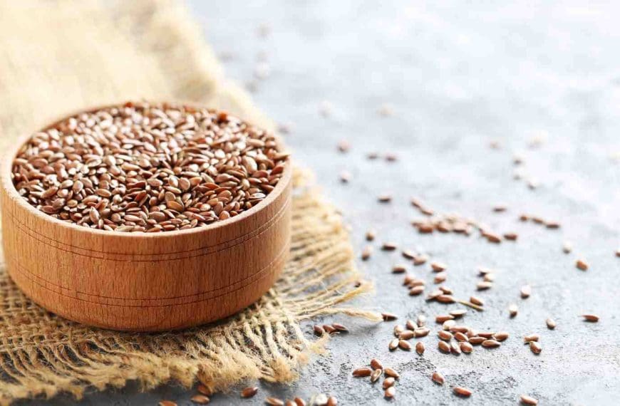 flaxseed in a bowl