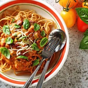 roasted-tomato-sauce-linguini