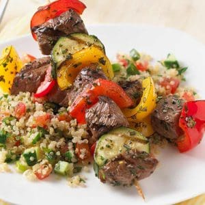 beef-kabobs-with-quinoa