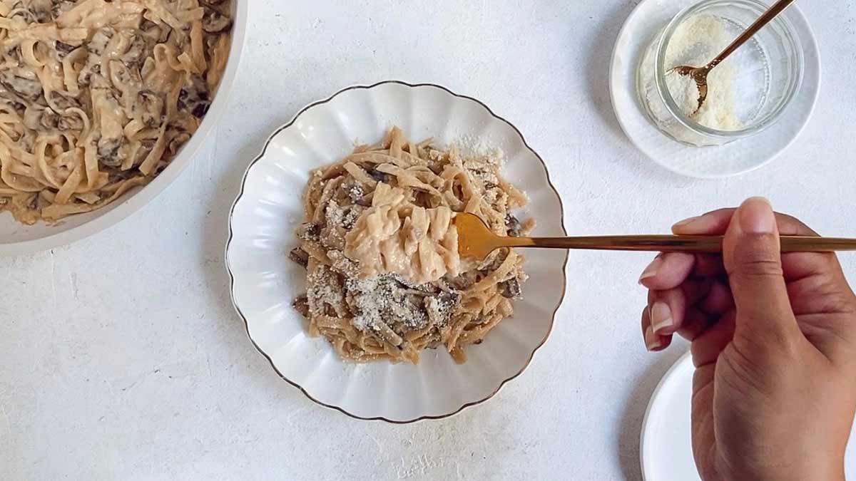 Creamy-Mushroom-Alfredo