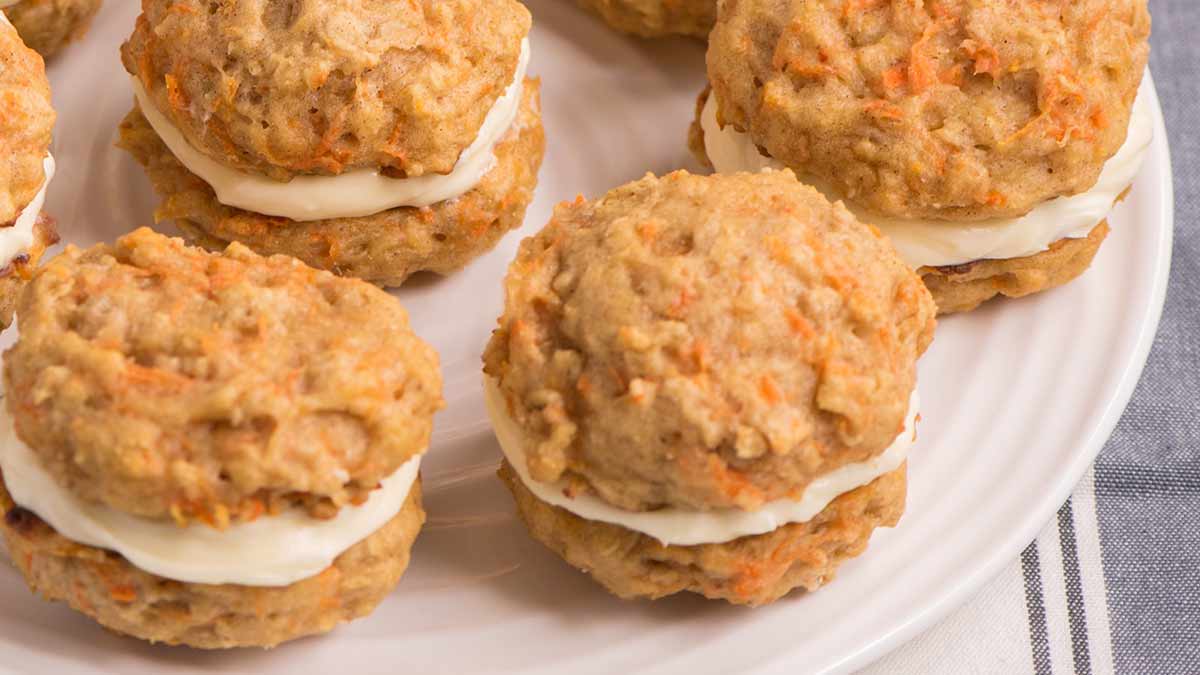 Carrot-ginger-oat-cakes