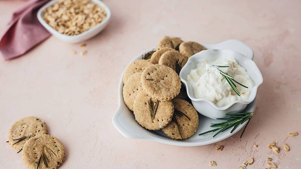 Oatmeal-crackers