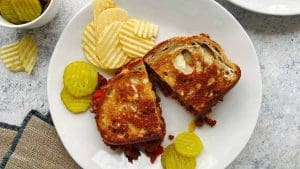 sloppy-joe-grilled-cheese