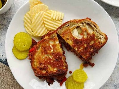 sloppy-joe-grilled-cheese