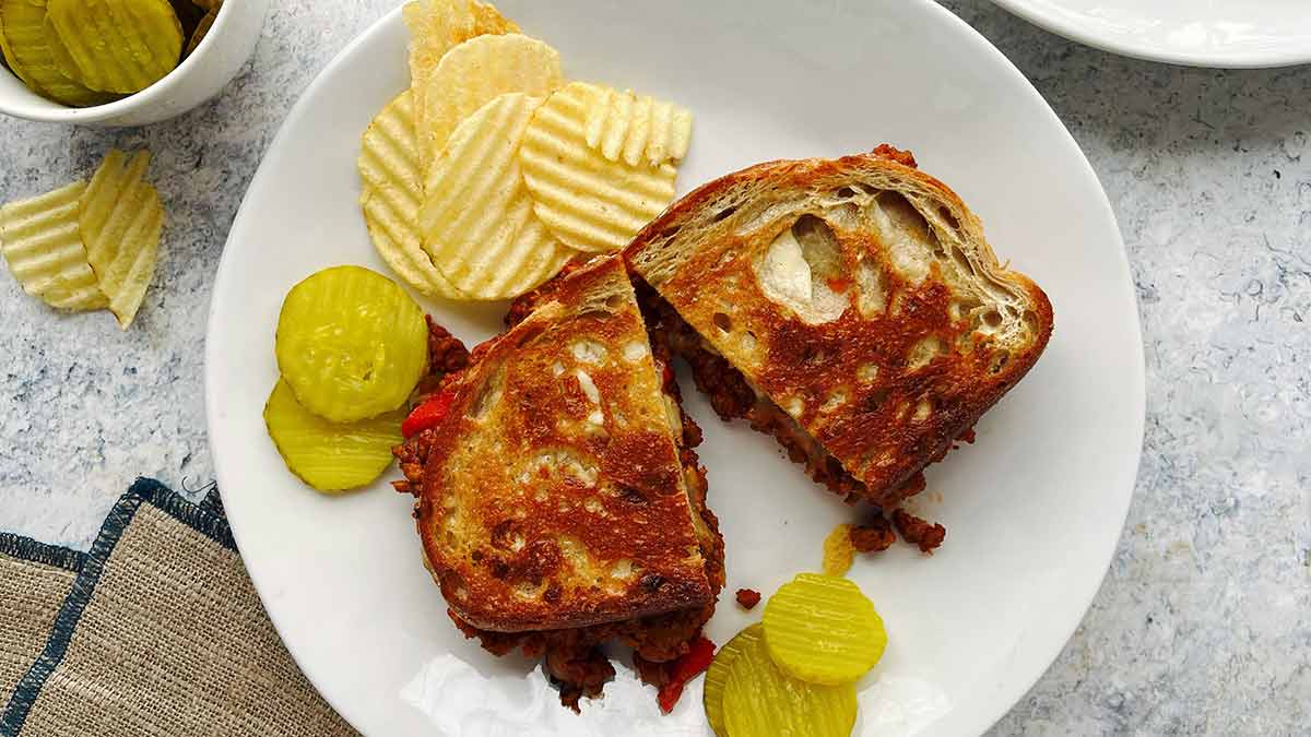 sloppy-joe-grilled-cheese